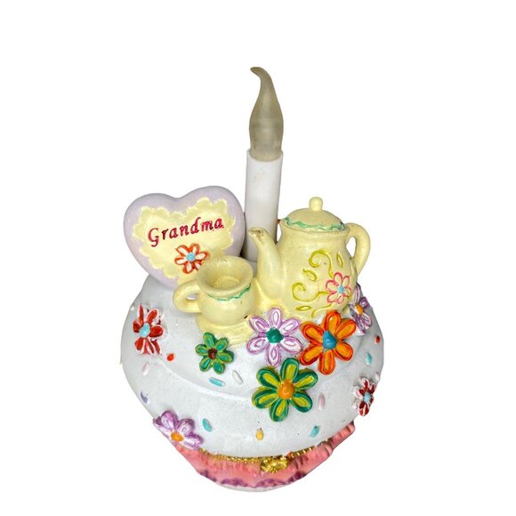 GiftCraft Happy Birthday Grandma Cupcake Trinket Box Wish Box Lights Up - Picture 2 of 5